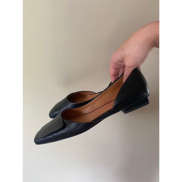 GUC Sarto by Franco Sarto Tracy Square Toe Black Leather Flats Size 8 - Picture 1 of 6